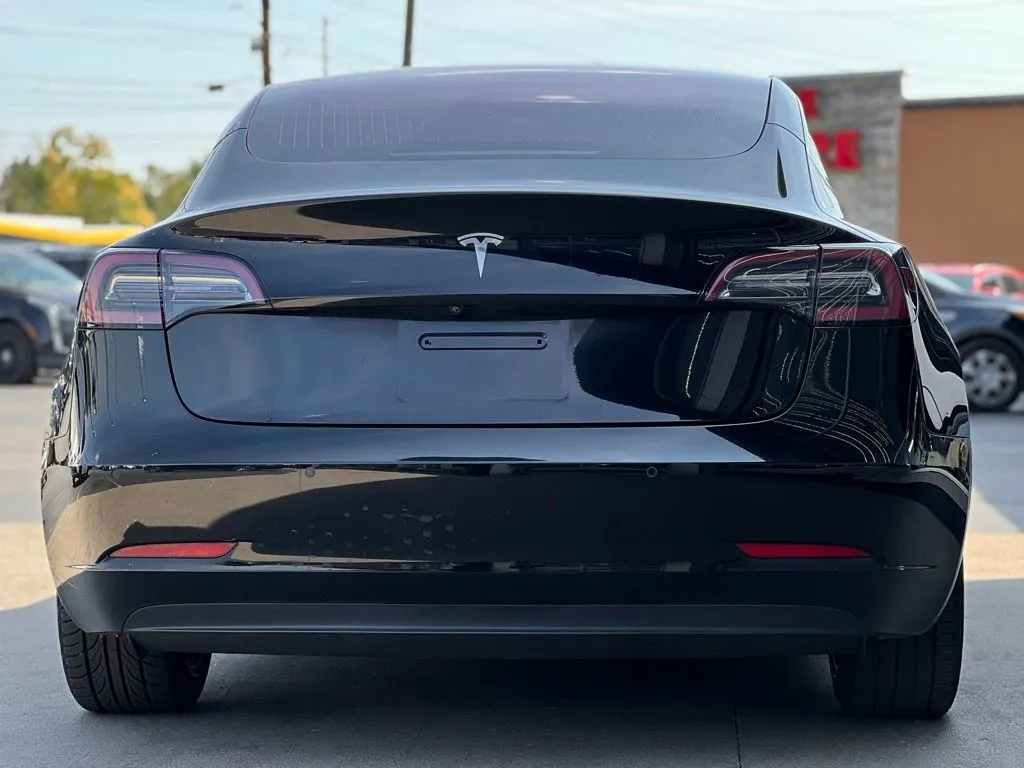 2018 Tesla Model 3 Mid Range photo 26