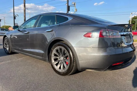 More photos of 2019 Tesla Model S Performance at AutoGiant USA Indianapolis, IN