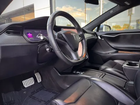Photos of 2019 Tesla Model S Performance for sale in Indianapolis, IN at AutoGiant USA Indianapolis