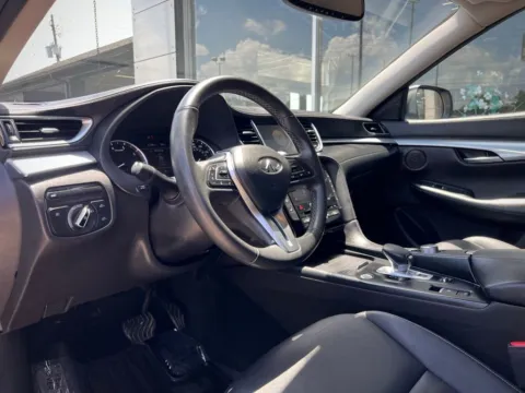 Photos of 2019 INFINITI QX50 LUXE for sale in Indianapolis, IN at AutoGiant USA Indianapolis