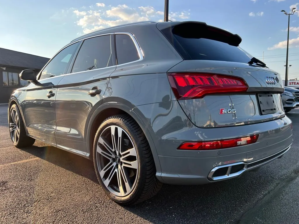 2019 Audi SQ5 Premium Plus photo 2