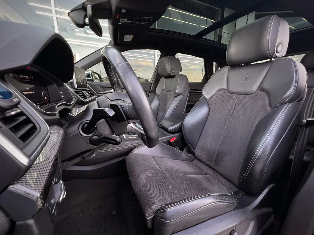2019 Audi SQ5 Premium Plus photo 19