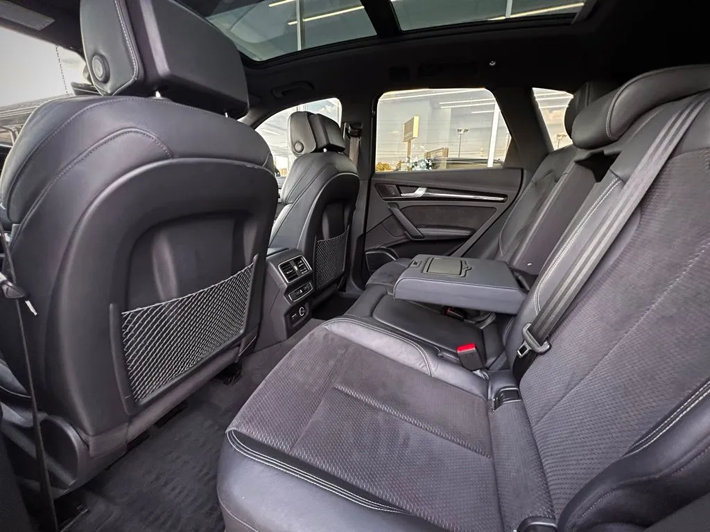 2019 Audi SQ5 Premium Plus photo 33