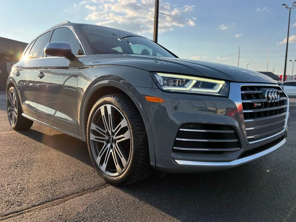 2019 Audi SQ5 Premium Plus photo 17