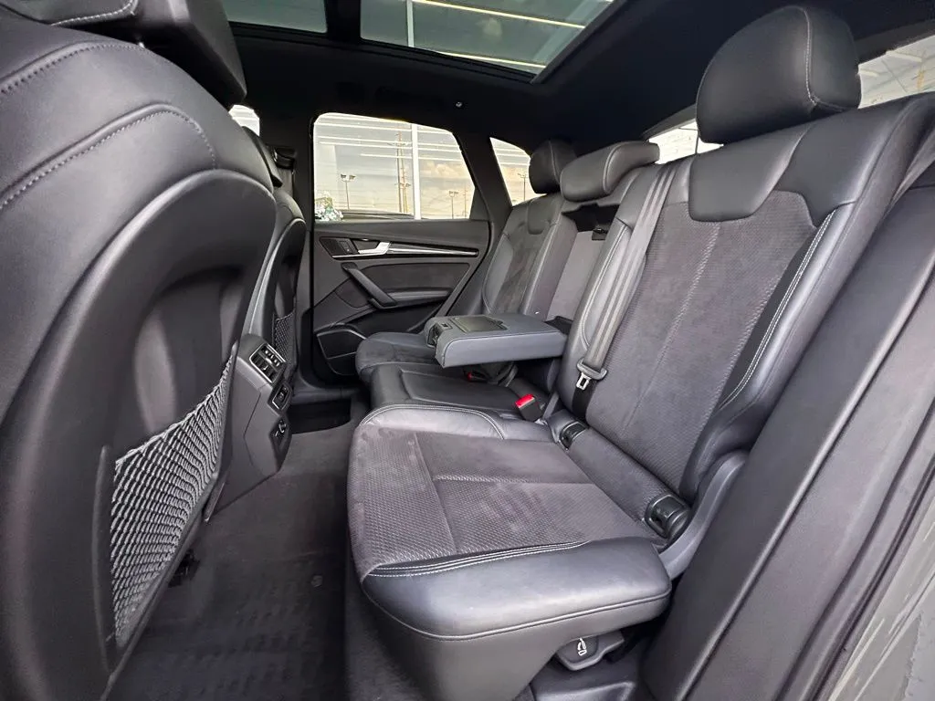 2019 Audi SQ5 Premium Plus photo 34
