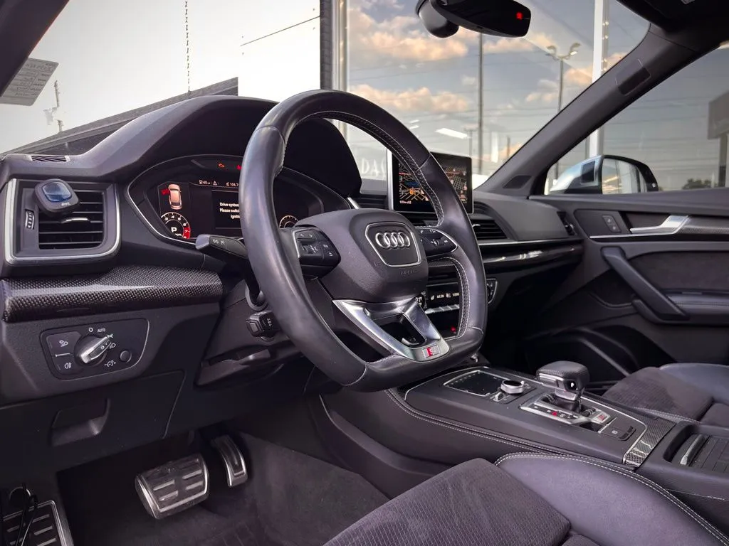 2019 Audi SQ5 Premium Plus photo 10