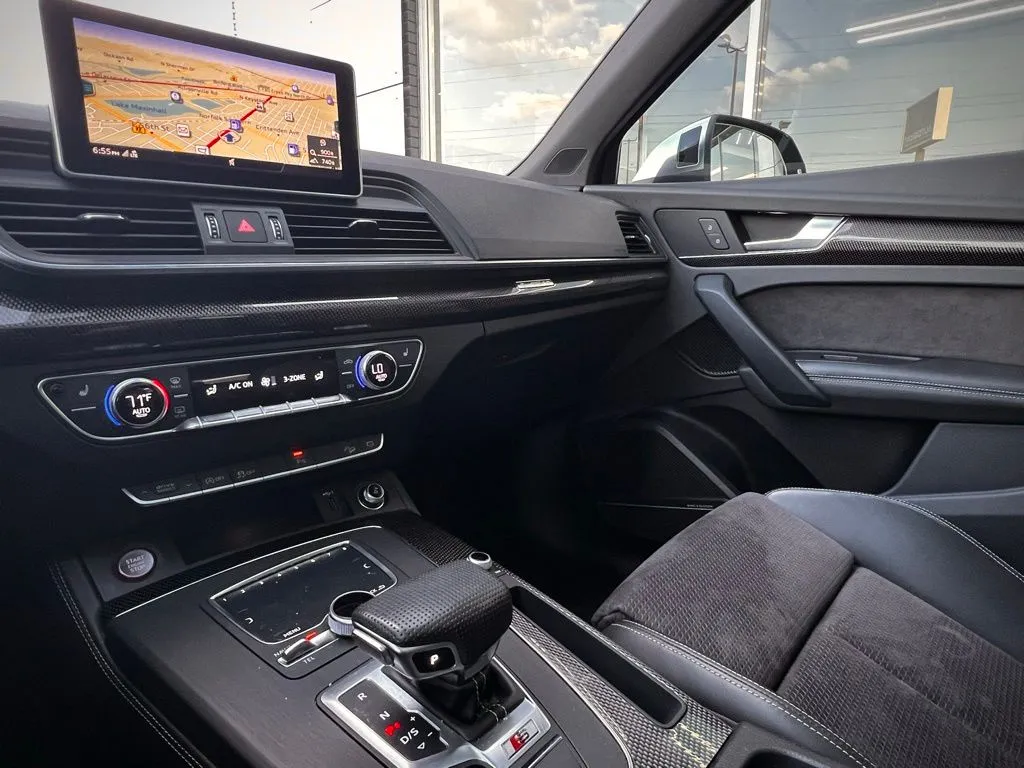 2019 Audi SQ5 Premium Plus photo 25