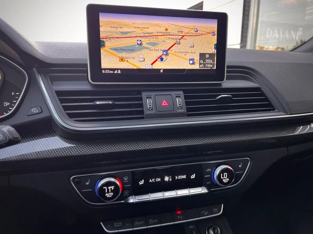 2019 Audi SQ5 Premium Plus photo 12