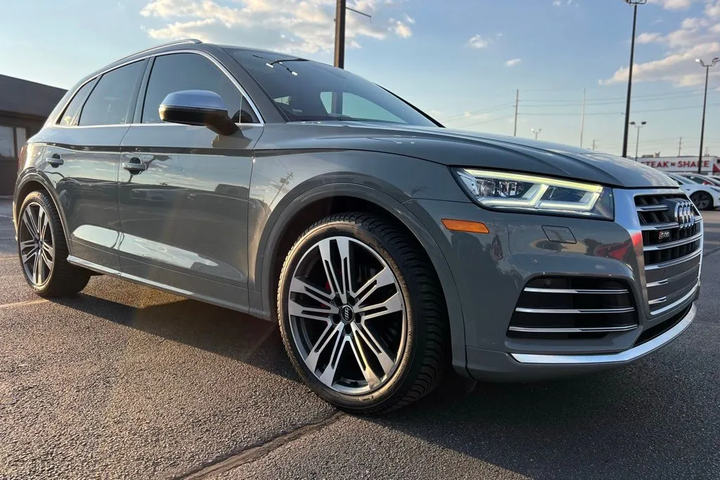 2019 Audi SQ5 Premium Plus photo 4