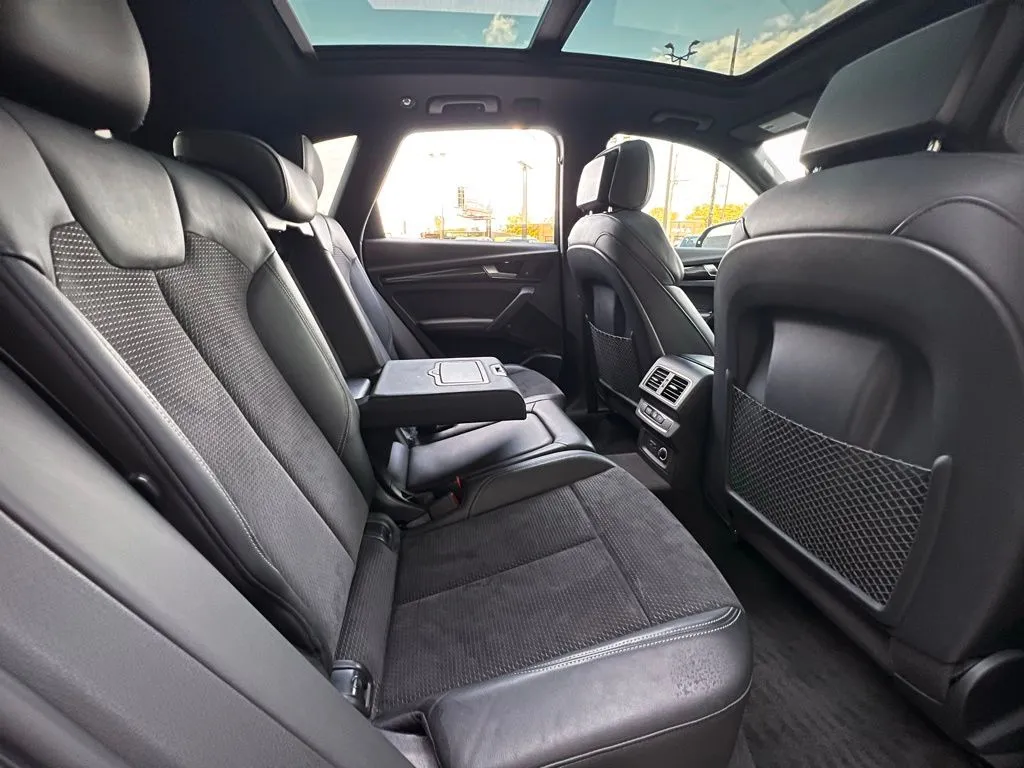 2019 Audi SQ5 Premium Plus photo 35