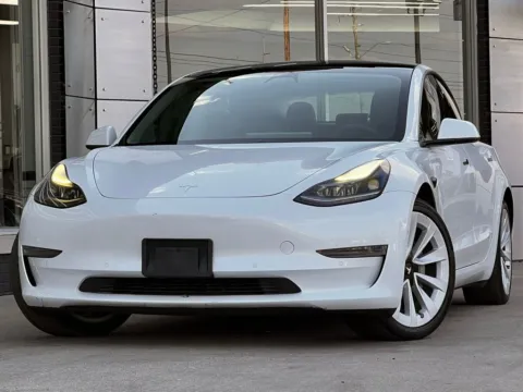 White 2021 Tesla Model 3 Standard Range Plus for sale in Indianapolis, IN