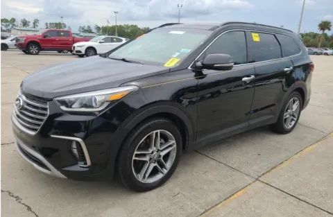 Black 2017 Hyundai Santa Fe SE Ultimate for sale in Indianapolis, IN