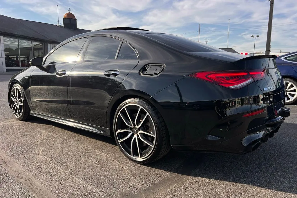 2021 Mercedes Benz CLA AMG 35 4MATIC photo 2