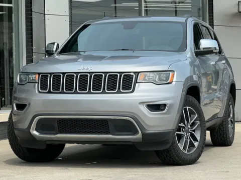 Silver 2019 Jeep Grand Cherokee Limited for sale in Indianapolis, IN