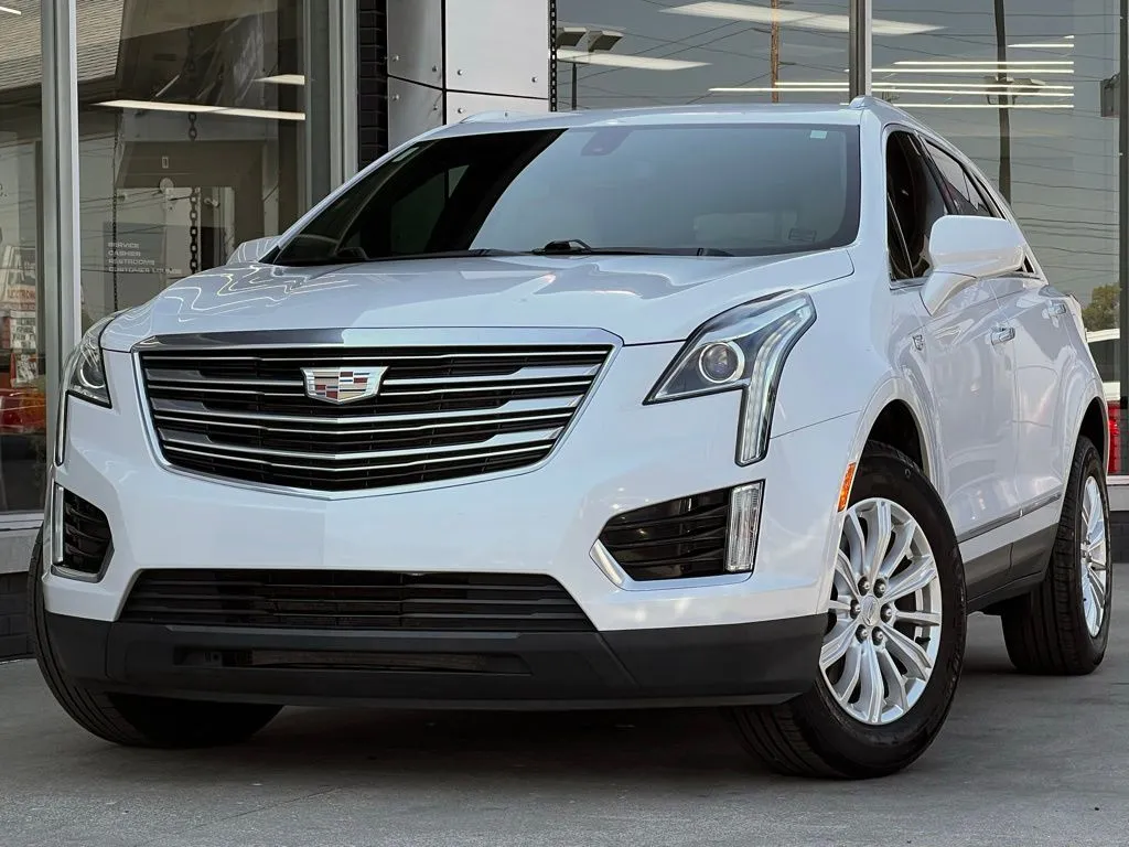 White 2019 Cadillac XT5 for sale in Indianapolis, IN