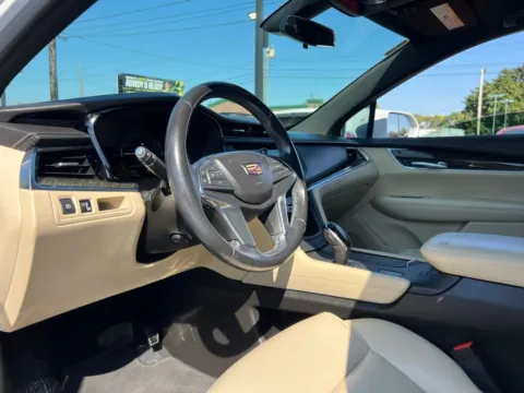 Photos of 2019 Cadillac XT5 for sale in Indianapolis, IN at AutoGiant USA Indianapolis