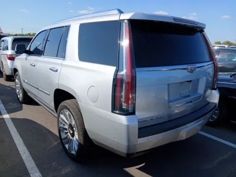 Photos of 2020 Cadillac Escalade Platinum Edition for sale in Indianapolis, IN at AutoGiant USA Indianapolis