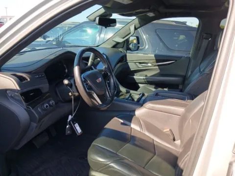 Another view of 2020 Cadillac Escalade Platinum Edition for sale in Indianapolis, IN at AutoGiant USA Indianapolis
