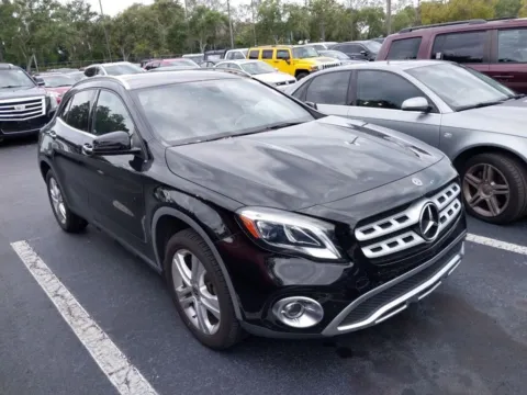 Photos of 2020 Mercedes-Benz GLA 250 for sale in Indianapolis, IN at AutoGiant USA Indianapolis
