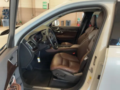 More photos of 2019 Volvo XC90 T6 Momentum at AutoGiant USA Indianapolis, IN