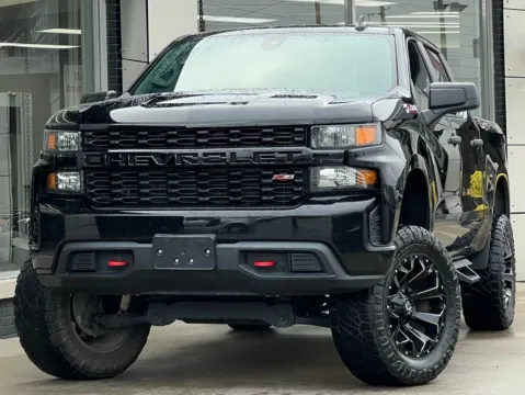 Black 2021 Chevrolet Silverado 1500 Custom Trail Boss for sale in Indianapolis, IN