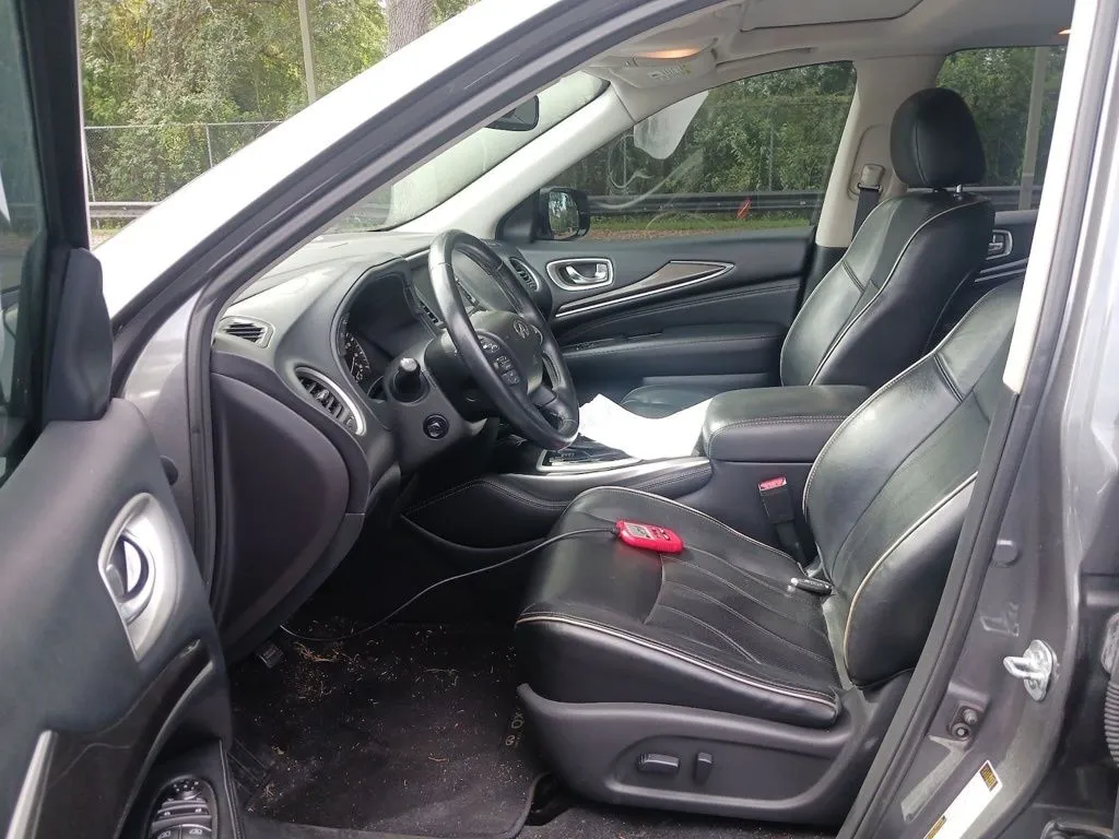 2017 Infiniti QX60 Base photo 3