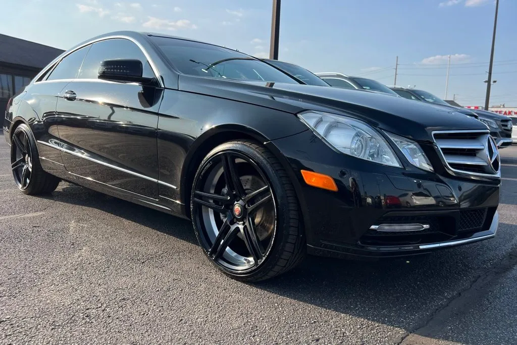 2012 Mercedes Benz E 350 photo 4