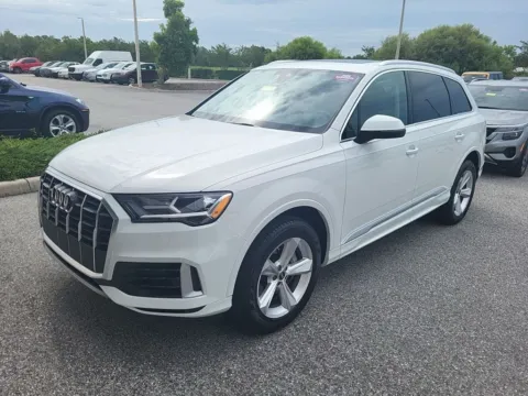 White 2023 Audi Q7 55 Premium for sale in Indianapolis, IN
