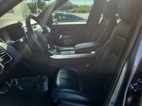 More photos of 2018 Land Rover Range Rover Sport HSE Dynamic at AutoGiant USA Indianapolis, IN