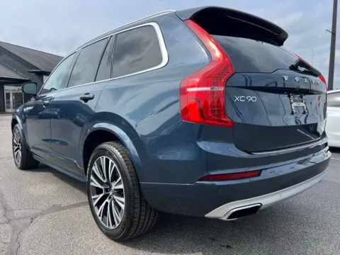 More photos of 2020 Volvo XC90 T6 Momentum at AutoGiant USA Indianapolis, IN