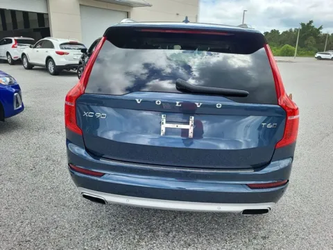 Another view of 2020 Volvo XC90 T6 Momentum for sale in Indianapolis, IN at AutoGiant USA Indianapolis