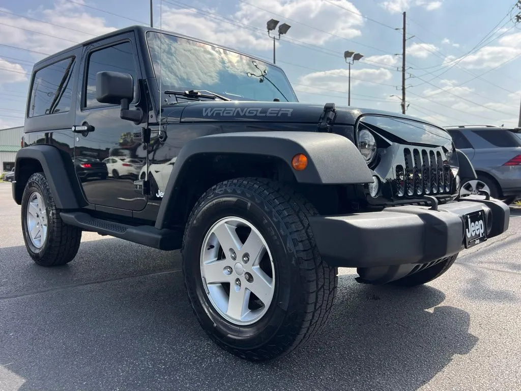 2013 Jeep Wrangler Sport photo 4