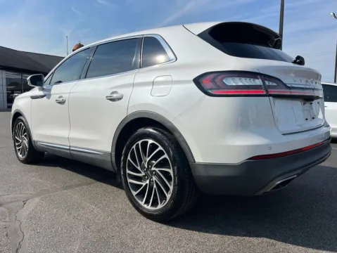 More photos of 2019 Lincoln Nautilus Reserve at AutoGiant USA Indianapolis, IN