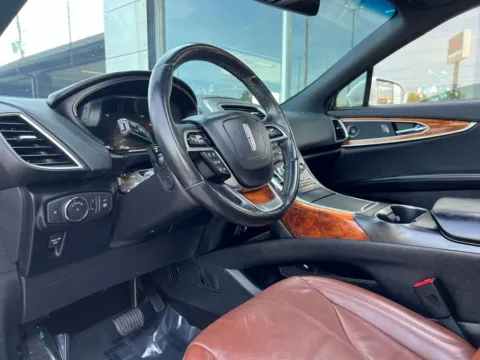 Photos of 2019 Lincoln Nautilus Reserve for sale in Indianapolis, IN at AutoGiant USA Indianapolis