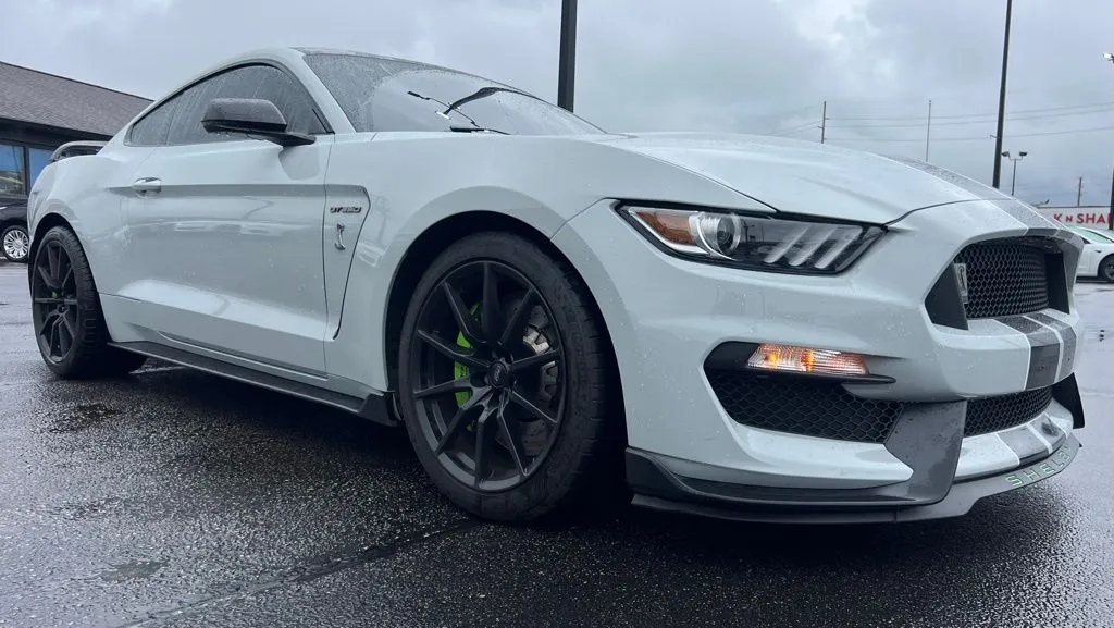 2016 Ford Mustang Shelby GT350 photo 4