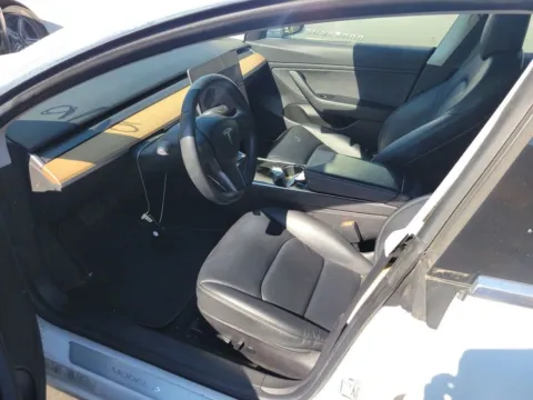 More photos of 2019 Tesla Model 3 Long Range at AutoGiant USA Indianapolis, IN