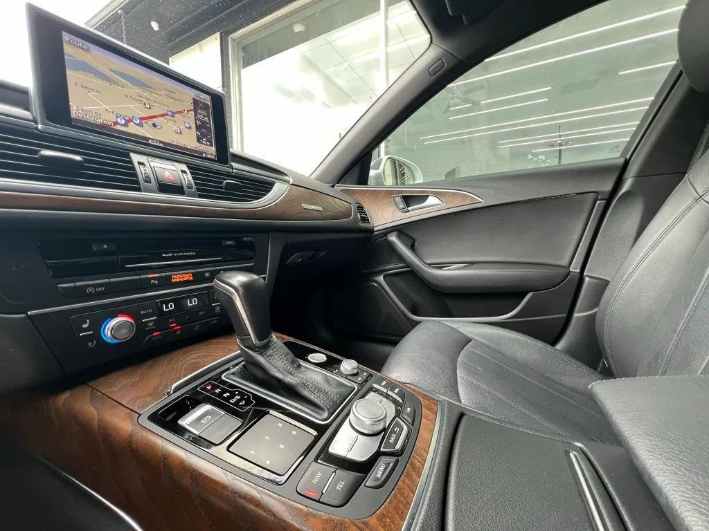 2016 Audi A6 3.0T Prestige photo 4
