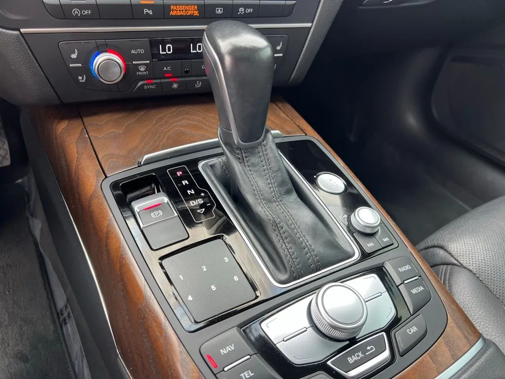 2016 Audi A6 3.0T Prestige photo 14