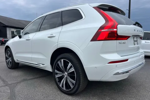More photos of 2022 Volvo XC60 Recharge Plug-In Hybrid T8 Inscription at AutoGiant USA Indianapolis, IN