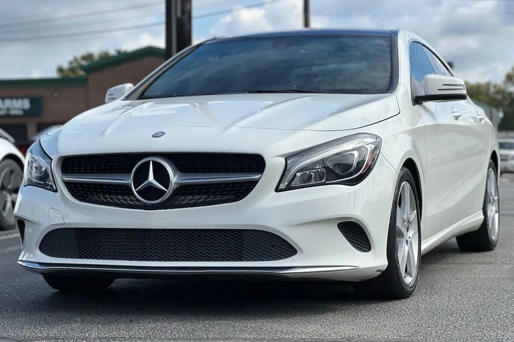 2018 Mercedes Benz CLA 250 photo 4