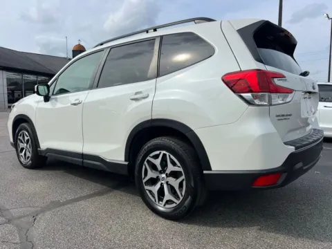 More photos of 2019 Subaru Forester Premium at AutoGiant USA Indianapolis, IN
