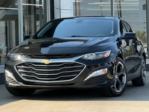 Black 2022 Chevrolet Malibu LT for sale in Indianapolis, IN