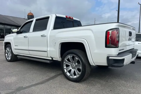 More photos of 2017 GMC Sierra 1500 Denali at AutoGiant USA Indianapolis, IN