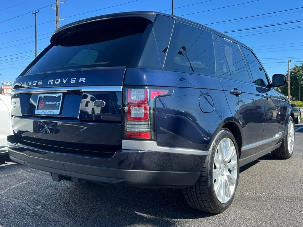 2016 Land Rover Range Rover SuperCharged photo 3