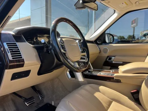 Photos of 2016 Land Rover Range Rover 5.0L V8 Supercharged for sale in Indianapolis, IN at AutoGiant USA Indianapolis