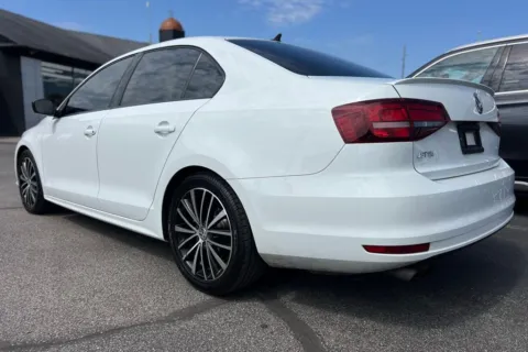 More photos of 2016 Volkswagen Jetta 1.8T Sport at AutoGiant USA Indianapolis, IN
