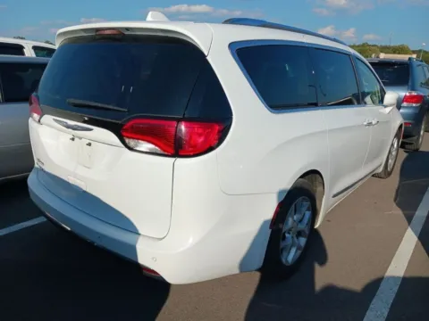 Another view of 2018 Chrysler Pacifica Touring L for sale in Indianapolis, IN at AutoGiant USA Indianapolis