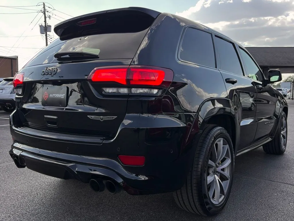 2018 Jeep Grand Cherokee Trackhawk photo 2