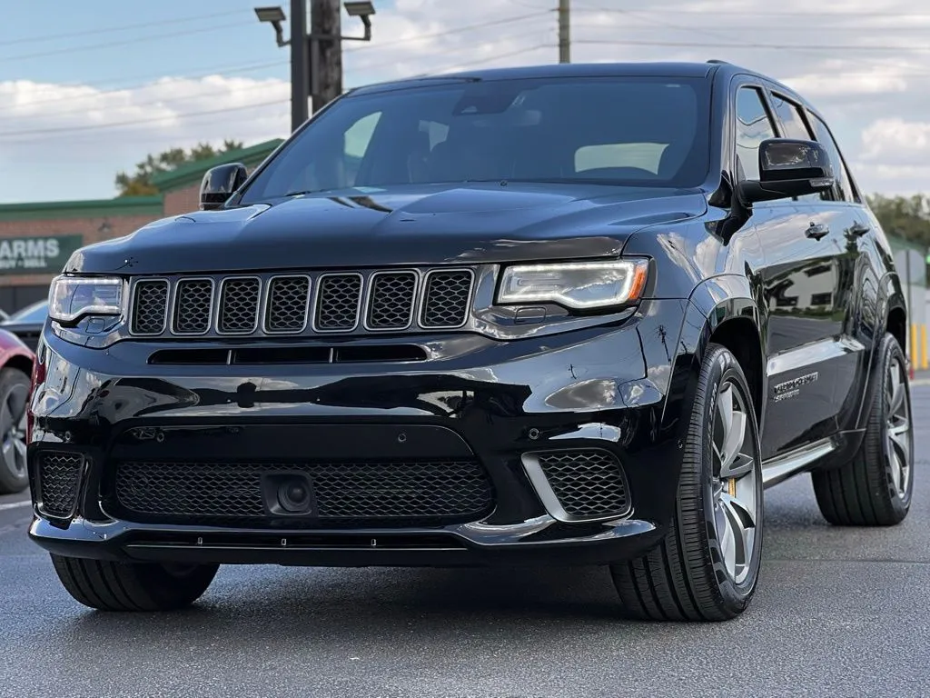 2018 Jeep Grand Cherokee Trackhawk photo 4