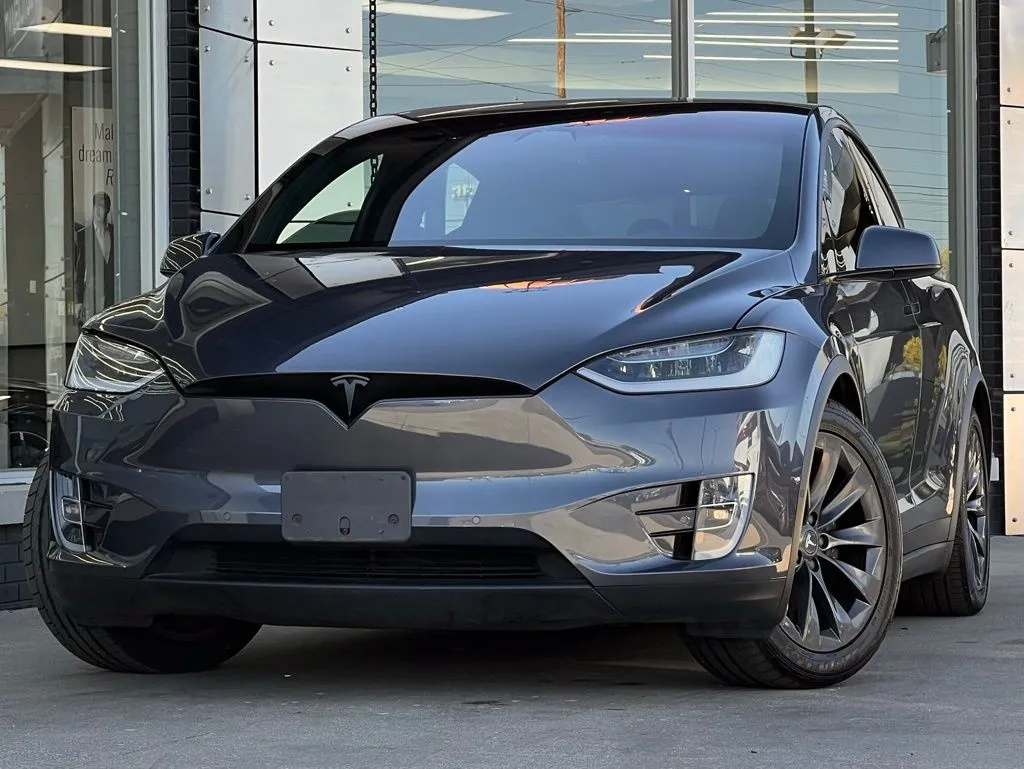Gray 2018 Tesla Model X 75D for sale in Indianapolis, IN
